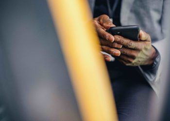 Sedekah di SedekahKemanusiaan.org di saat commuting or bussing