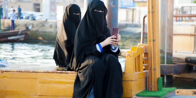 ilustrasi berinfaq di SedekahKemanusiaan.org ketika sedang tidak ada kelas