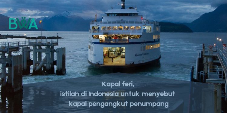 Kapal feri akan berlabuh