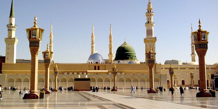 Sejarah Wakaf Masjid Nabawi: Tanah Anak Yatim yang Menjadi Pusat Peradaban Islam